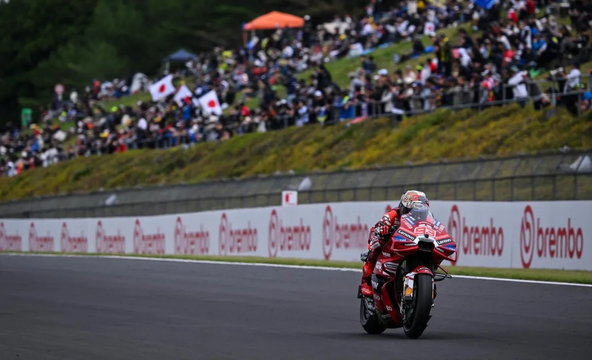 Melandri Sebut Aprilia Motor Terbaik, Tapi Marquez Luar Biasa