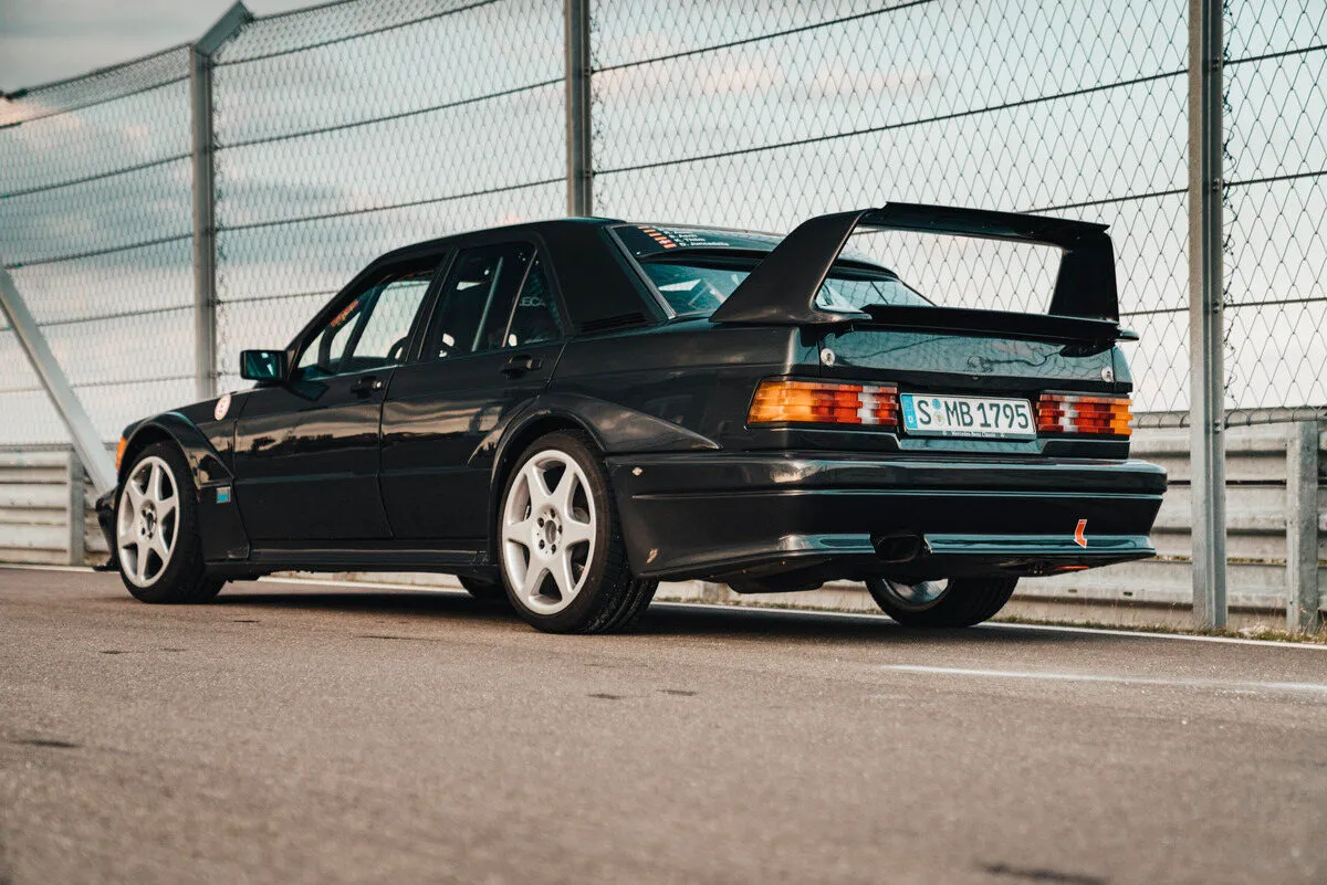 Mercedes Showcases Luxury Sedan History at Auto e Moto d Epoca 2026