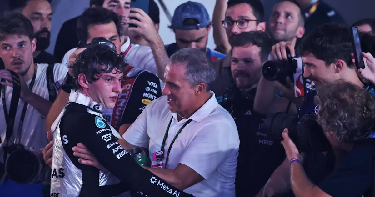 Toto Wolff Kaget Kimi Antonelli Bisa Asapi Lewis Hamilton di F1 2026