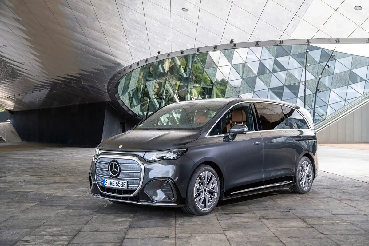 Bizarre Paris Motor Show 2026 Incident: Kids Crash Mercedes VLE Van