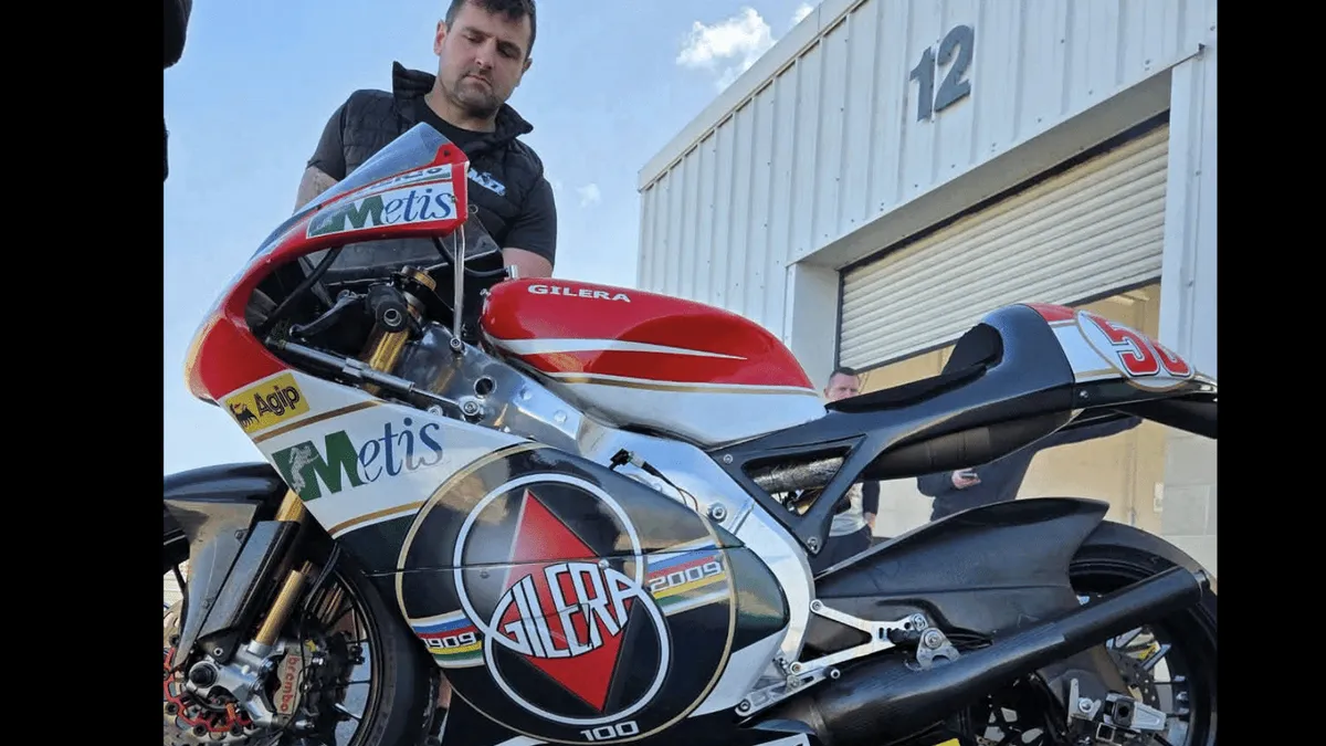 Michael Dunlop Isyaratkan Proyek Spesial Bersama Motor Legendaris Marco Simoncelli