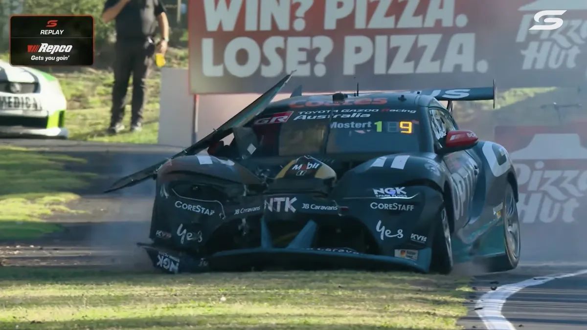 Analisis Kecelakaan Brutal Bathurst 1000 2026: Chaz Mostert dan Ryan Wood Ungkap Penyebab Insiden