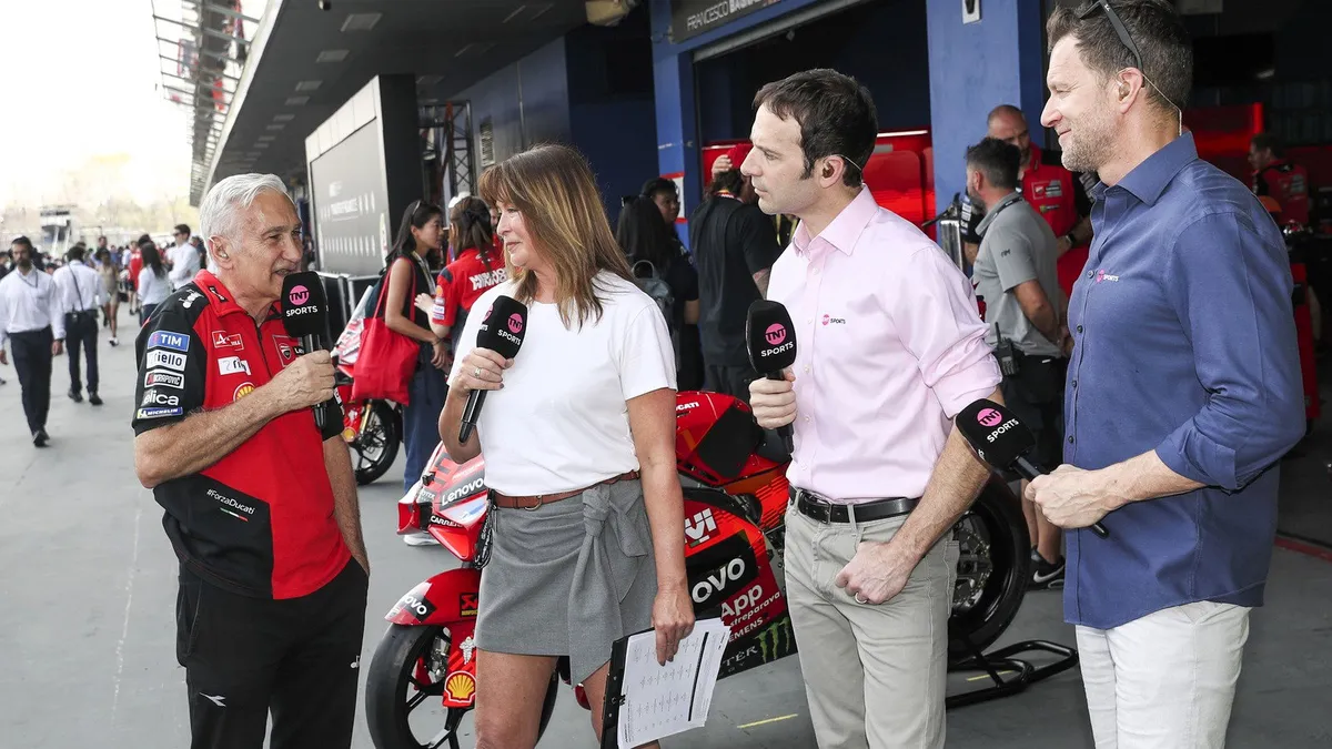 Suzi Perry dan Neil Hodgson Masuk Nominasi Broadcast Sport Awards 2026