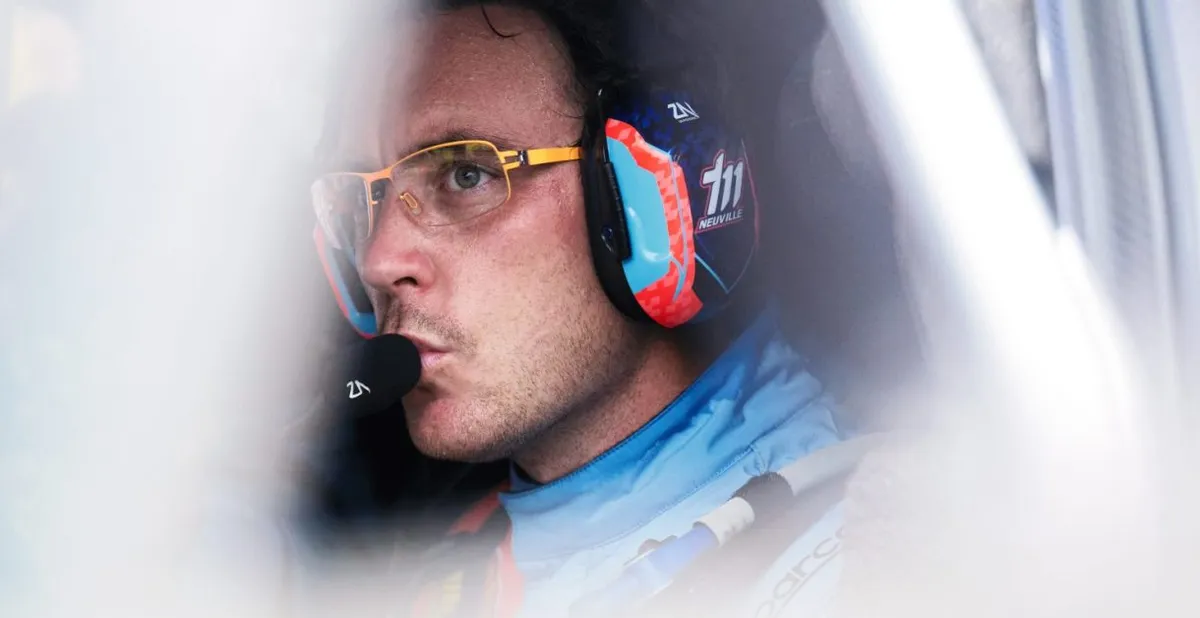 Neuville Kandas di Sardinia, Persaingan Gelar WRC Memanas