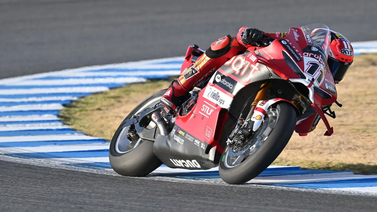 Dominasi Total Nicolo Bulega di Jerez WorldSBK Bikin Lawan Takjub