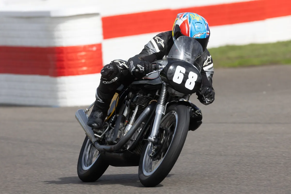 Norton Manx 1953 Mengaum Kembali di Ajang Goodwood Revival 2026