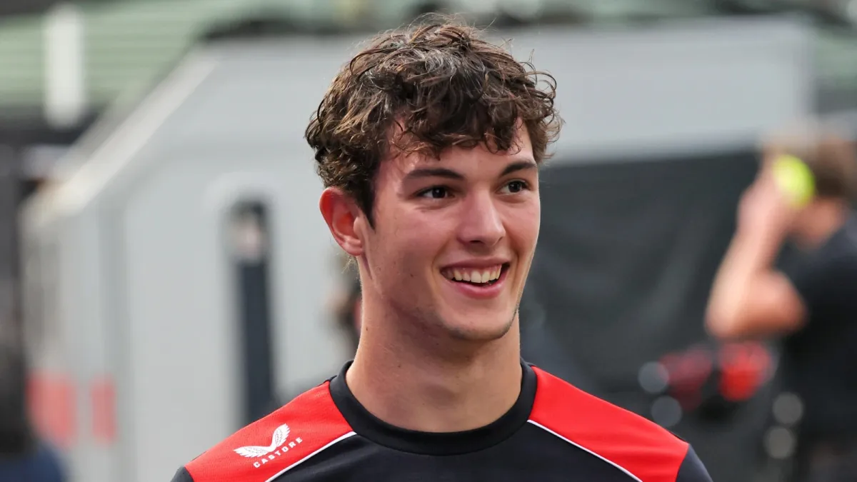 Ayao Komatsu Sebut Oliver Bearman Siap Jadi Pemimpin Tim F1 Haas 2026