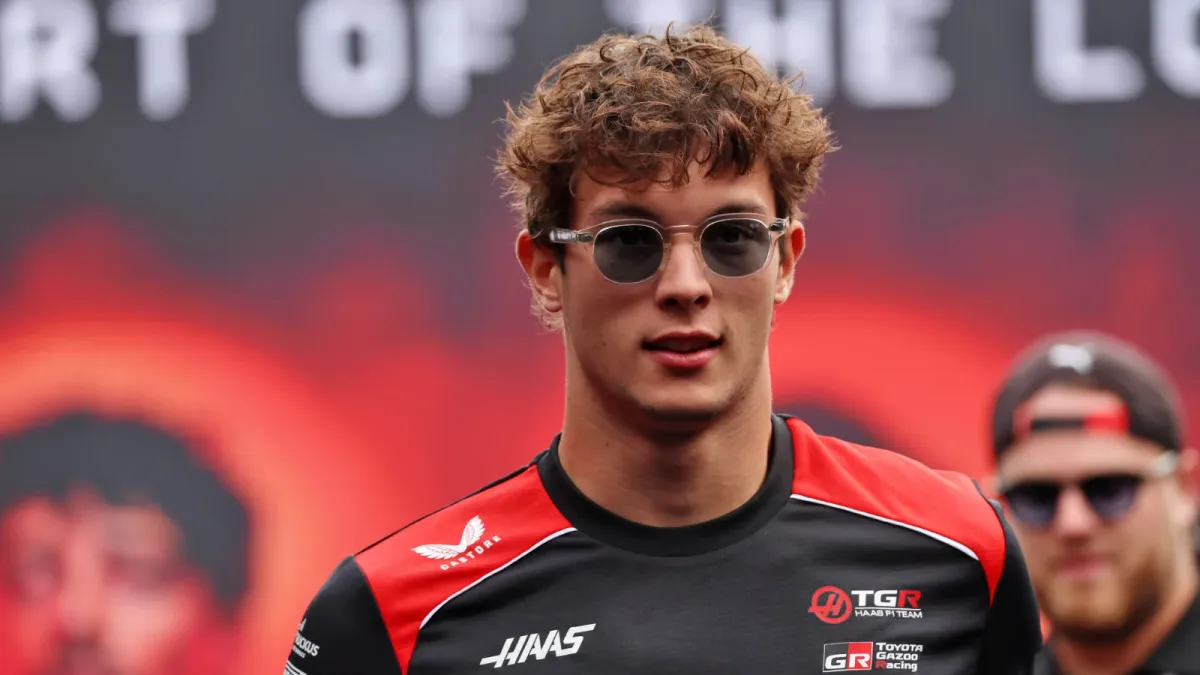 Oliver Bearman Tegaskan Tanpa Penyesalan atas Insiden Senggolan dengan Pierre Gasly di F1 GP AS 2024
