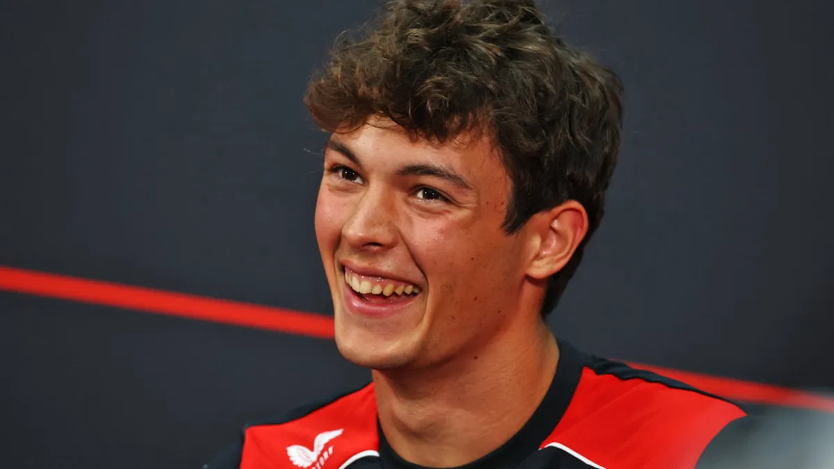 Bearman Isyaratkan Rekan Baru Haas F1 2027 Seorang Rookie