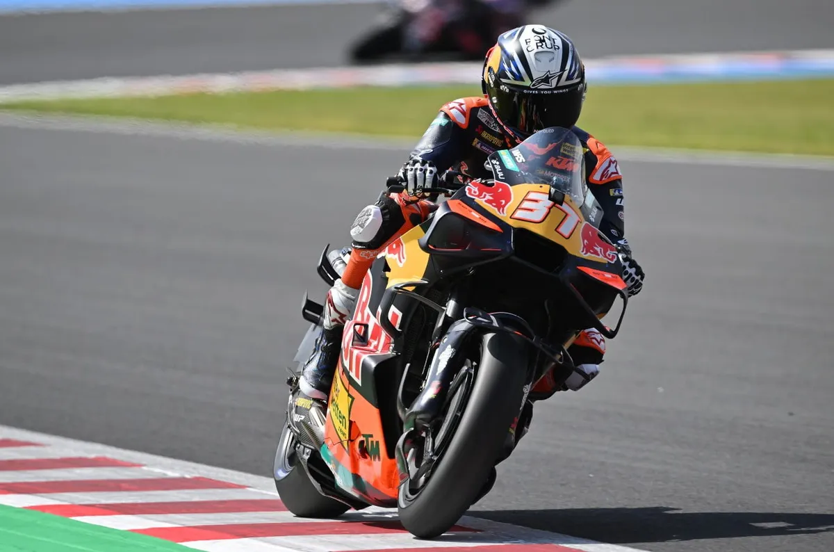 Acosta Fokus Podium, Tak Pikirkan Gelar MotoGP 2026