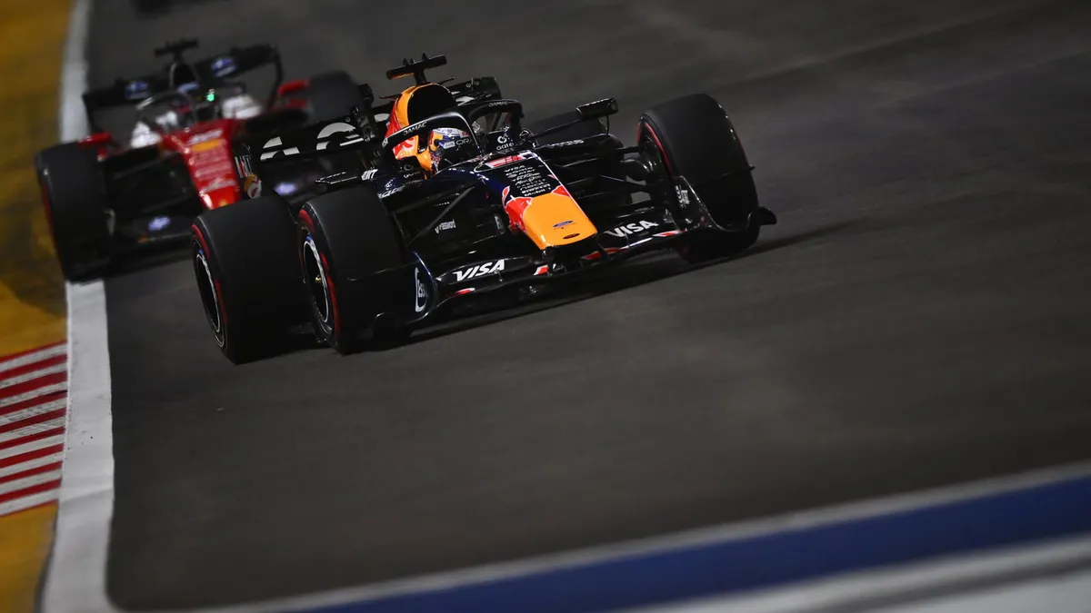 Max Verstappen Kuasai GP Singapura 2026 dan Kalahkan Charles Leclerc