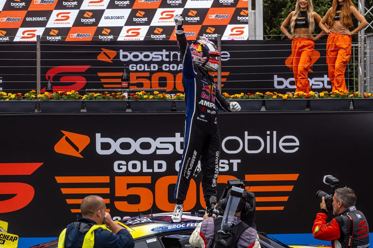 Aksi Liar dan Basah Warnai Hari Minggu Penutup Gold Coast 500 2026