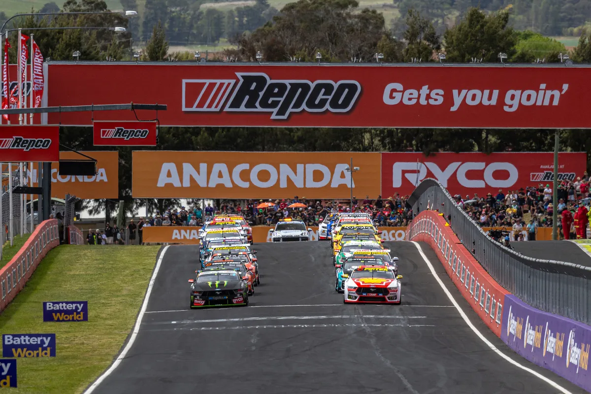 Bathurst 1000 Contenders: Ford Dominance and Reliability Hurdles