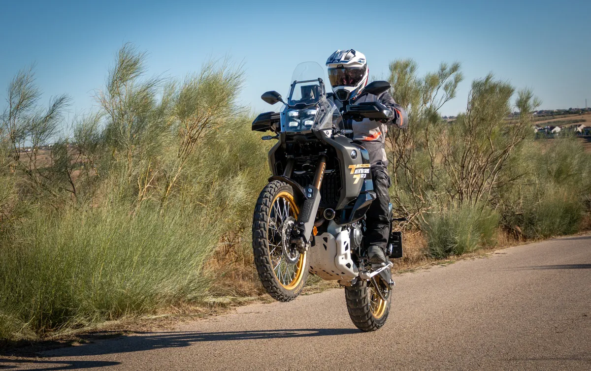 2026 Yamaha Tenere World Raid Review: Electronics Upgrade and Aluminum Tank