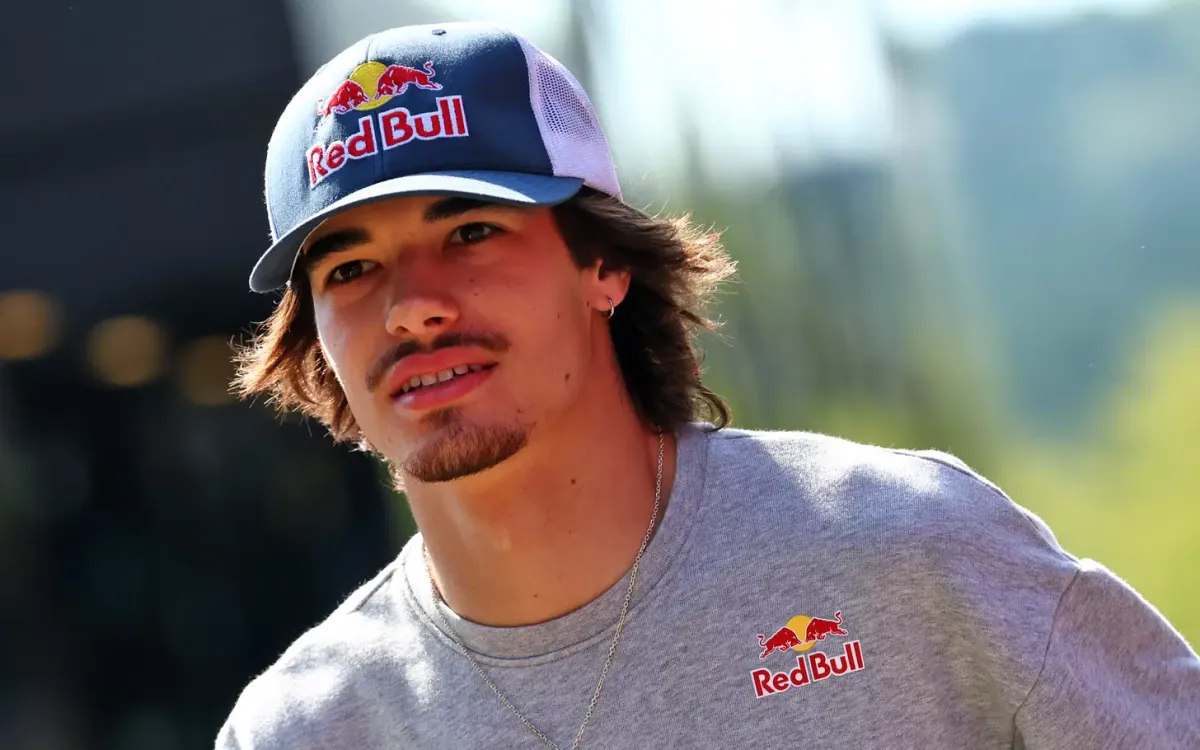 Nikola Tsolov Replaces Liam Lawson for Mexico GP FP1 2026