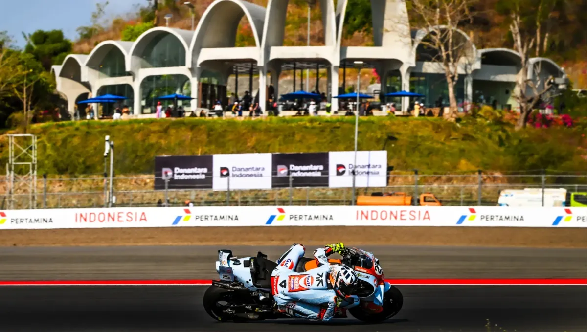 Raul Fernandez Rebut Pole Perdana MotoGP di Mandalika