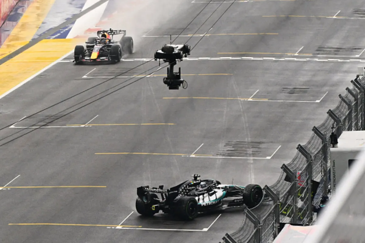 Kesalahan Fatal George Russell di Sprint F1 Marina Bay 2026 dan Untungkan Andrea Kimi Antonelli