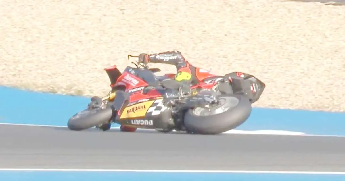 Sam Lowes Edges Out Nicolo Bulega in Dramatic WorldSBK Estoril FP3