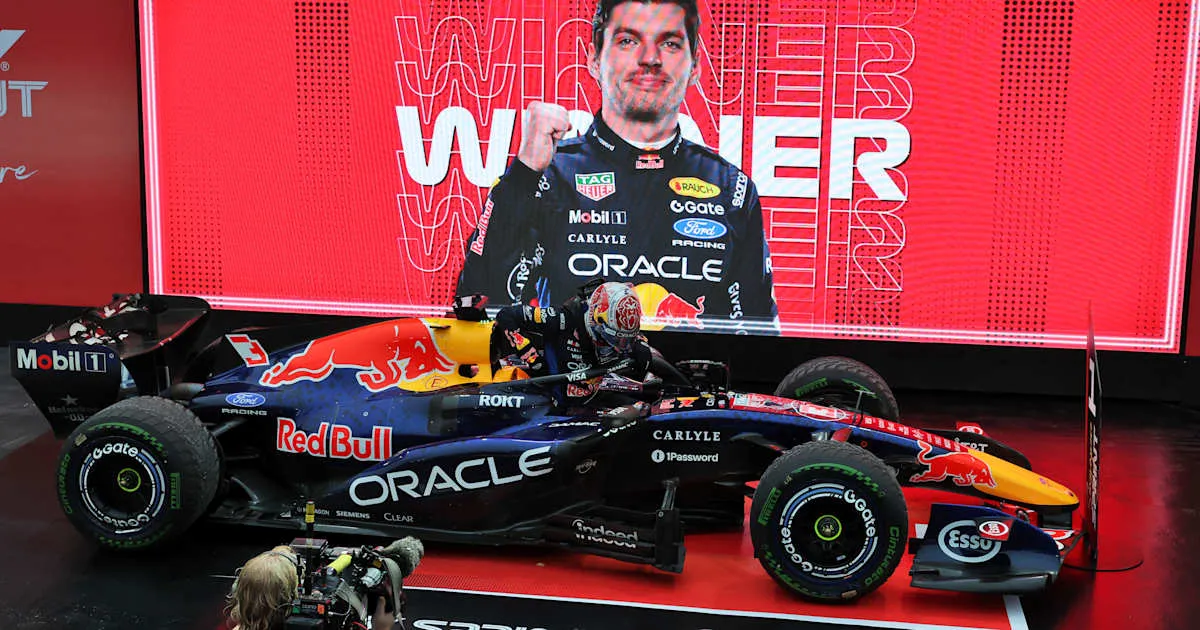 F1 Singapore GP 2026: Verstappen Wins Sprint Despite Major Start Flaws