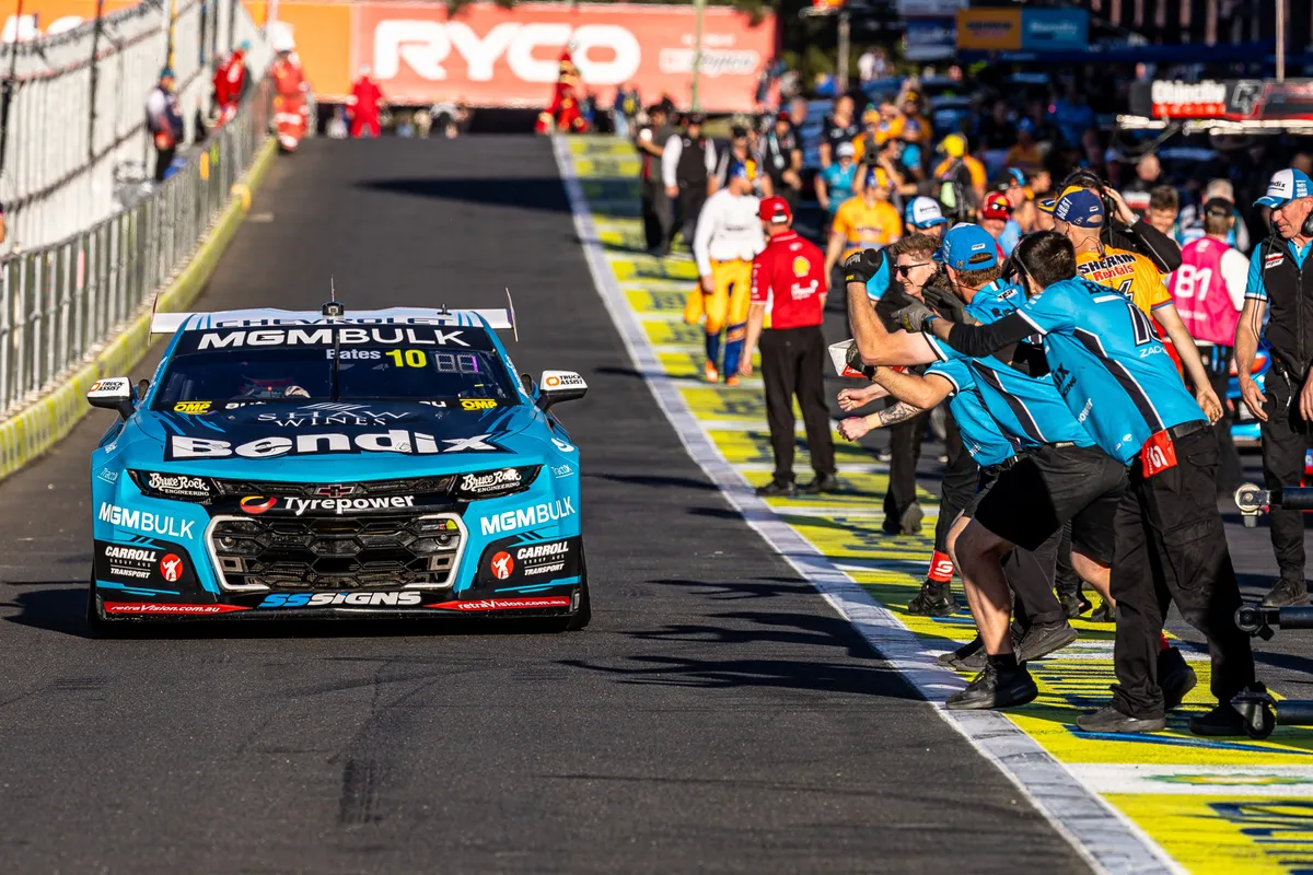 Sejarah Keluarga Bates dan Seton Rebut Pole Position Bathurst 2026