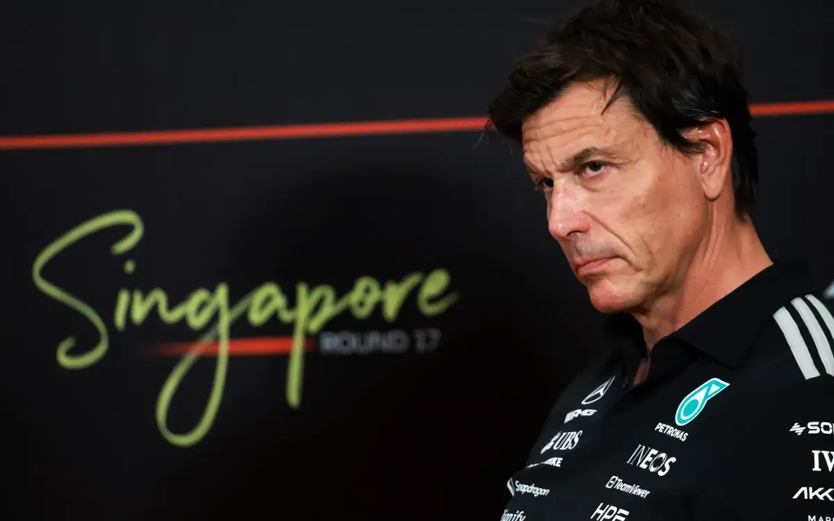 Toto Wolff Kecam Tuduhan Palsu Favoritisme di Mercedes