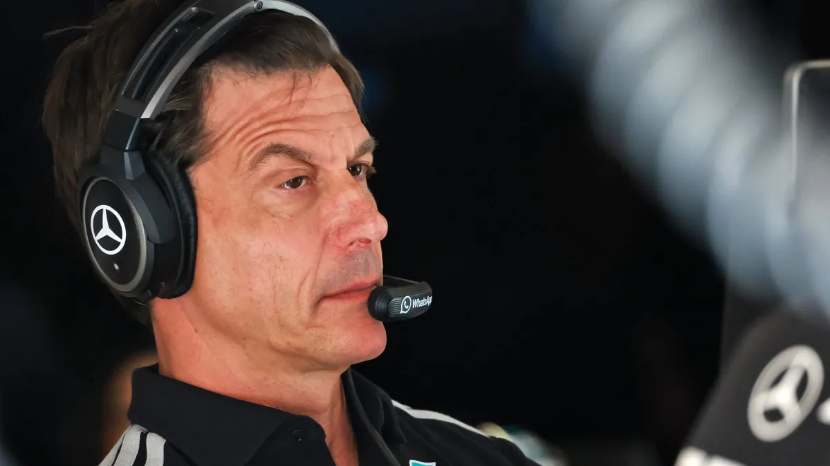 Toto Wolff Deeply Frustrated After George Russell Retires in Bahrain