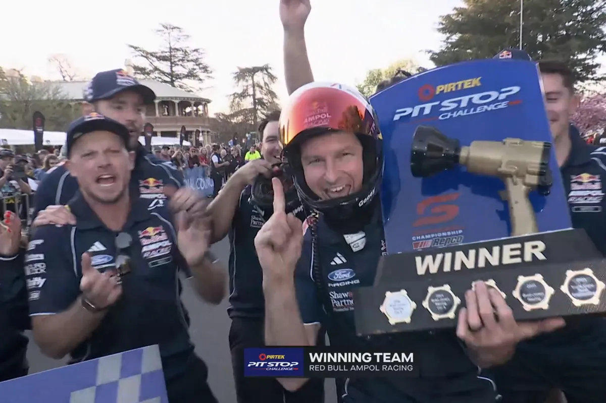 Triple Eight Bungkam BJR di Tantangan Pit Stop Bathurst 1000