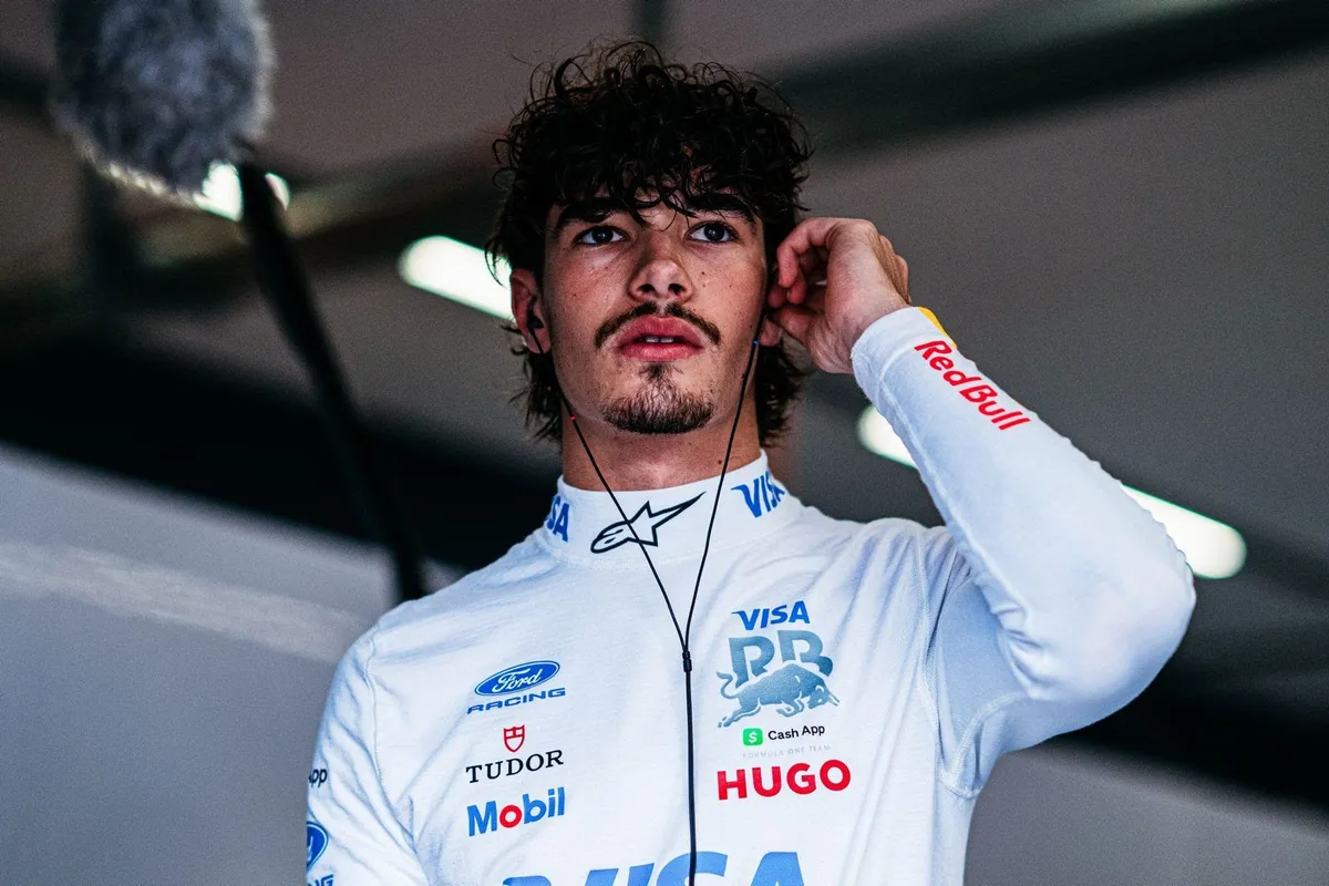 Nikola Tsolov Gantikan Liam Lawson di FP1 F1 GP Meksiko 2026