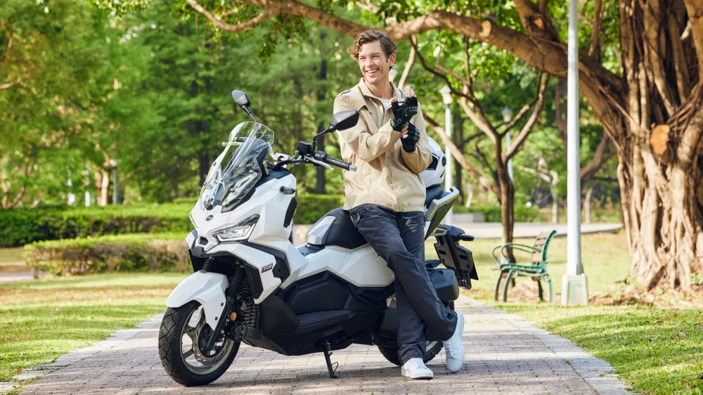 Review SYM ADX 125 2026: Scooter Crossover Bergaya Petualang untuk Harian