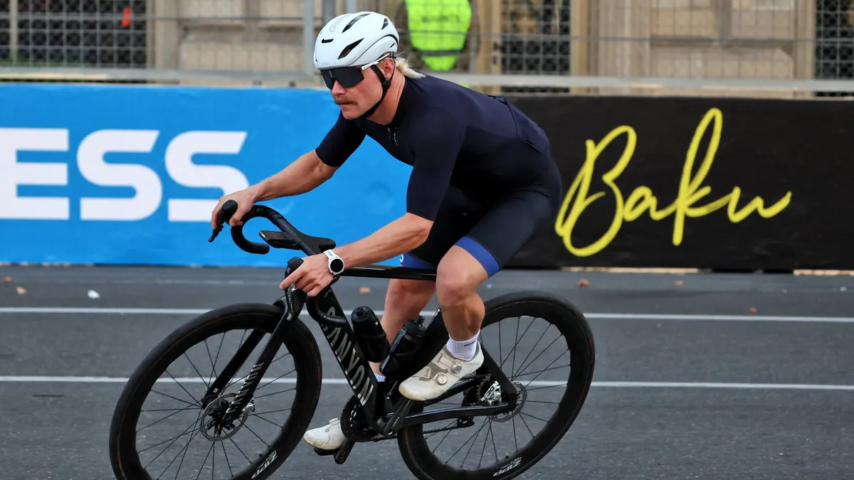 Valtteri Bottas Completes Epic 419km Cycle Ride to F1 Singapore GP