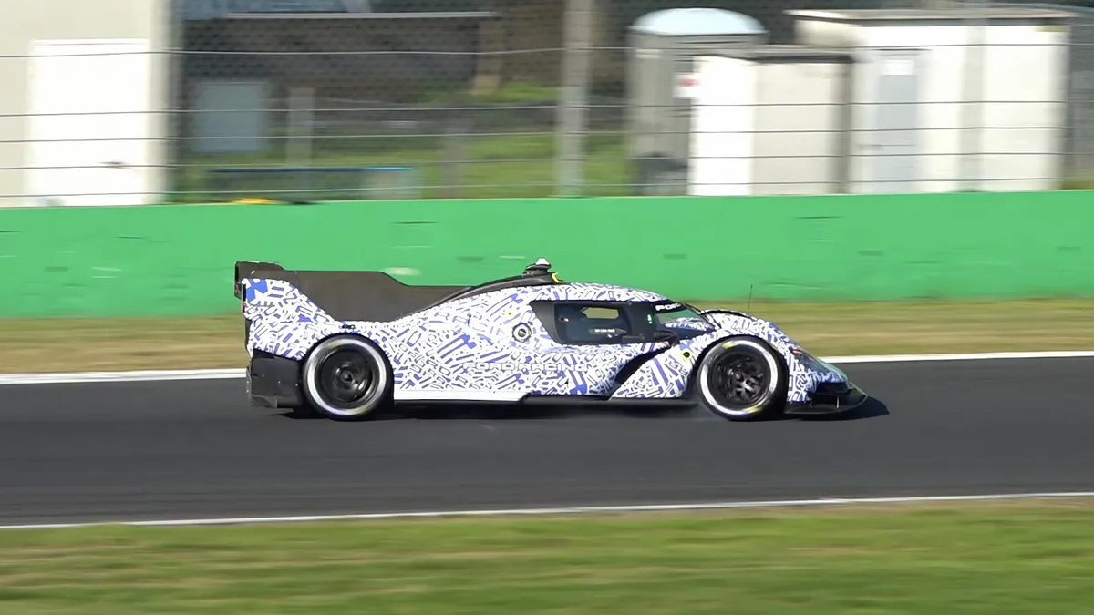 Ford Turunkan Hypercar V8 2027: Suara Menggelegar Mirip Cadillac di Le Mans