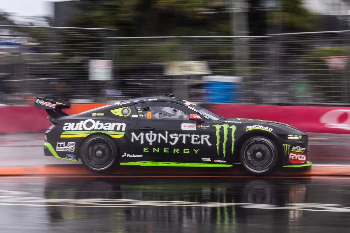 Gold Coast 500: Cameron Waters Kena Penalti Akibat Tekanan Ban Ford Mustang