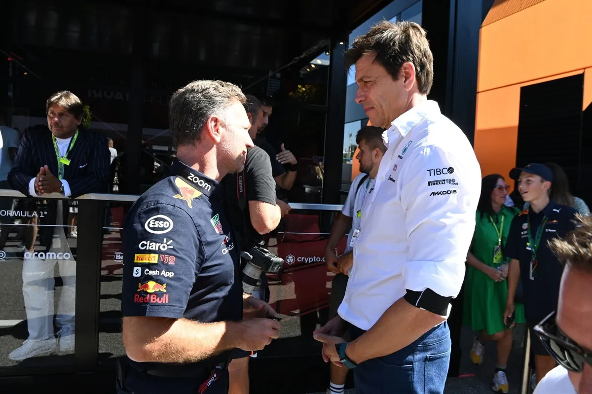 Alasan Christian Horner Larang Keras Sebut Mercedes Saat Red Bull Bangun Mesin F1 2026