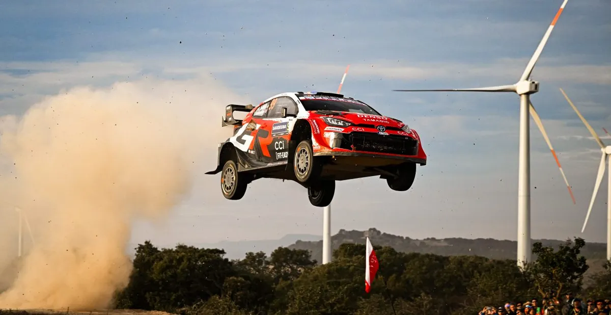 Oliver Solberg Pimpin Reli Sardinia, Perburuan Gelar WRC Memanas